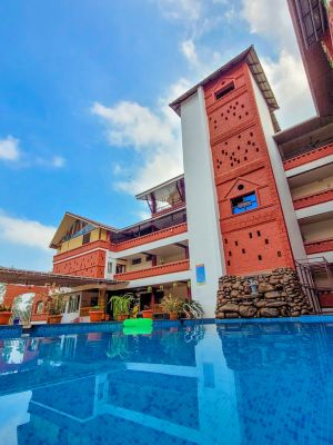 Comfortable resort in Dandeli with modern amenities