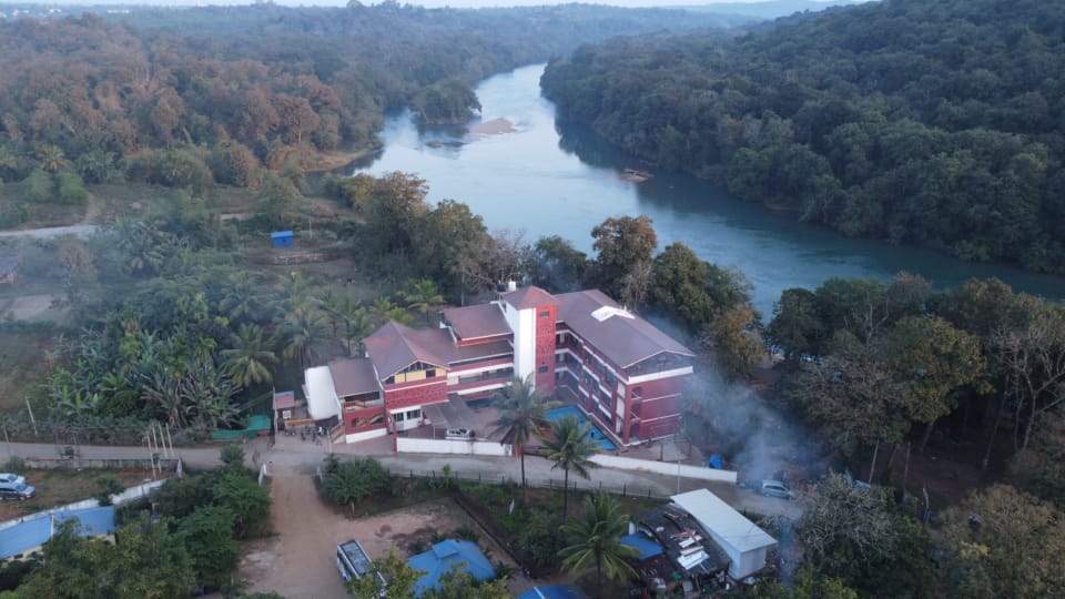 Top-rated luxury resort in Dandeli